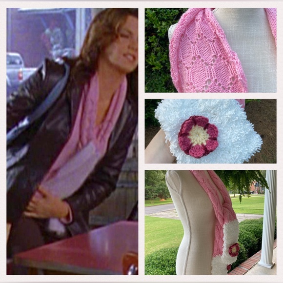 Lorelai Gilmore Lorelai Floral Scarf Completely handmade - Picture 8 of 12